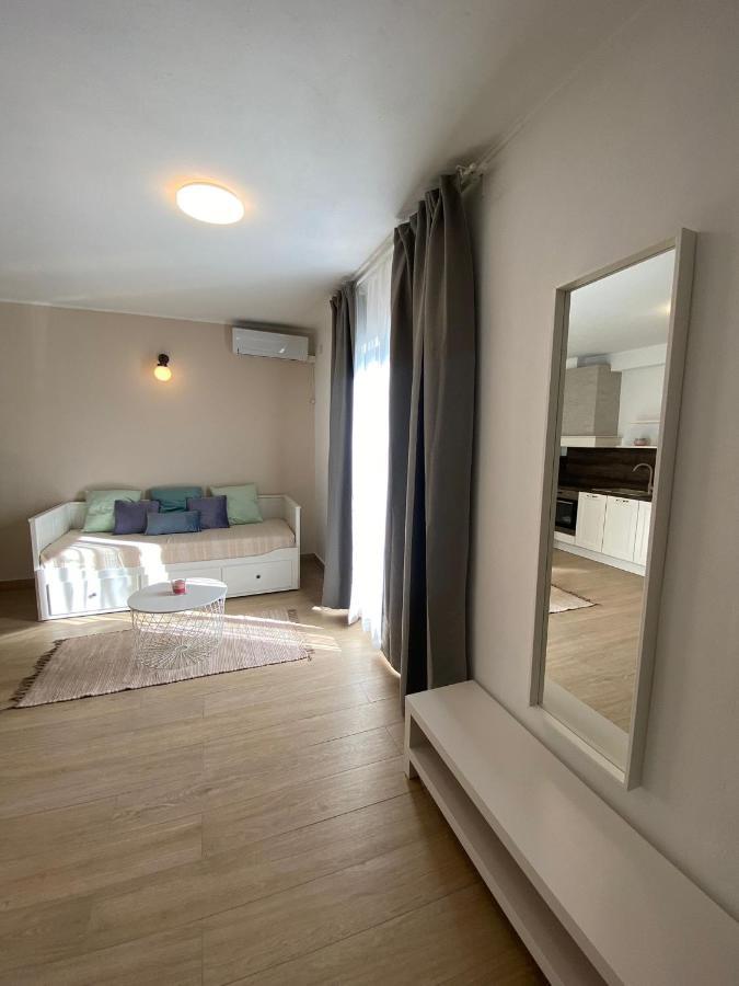 Apartmani Cvita Neviđane エクステリア 写真