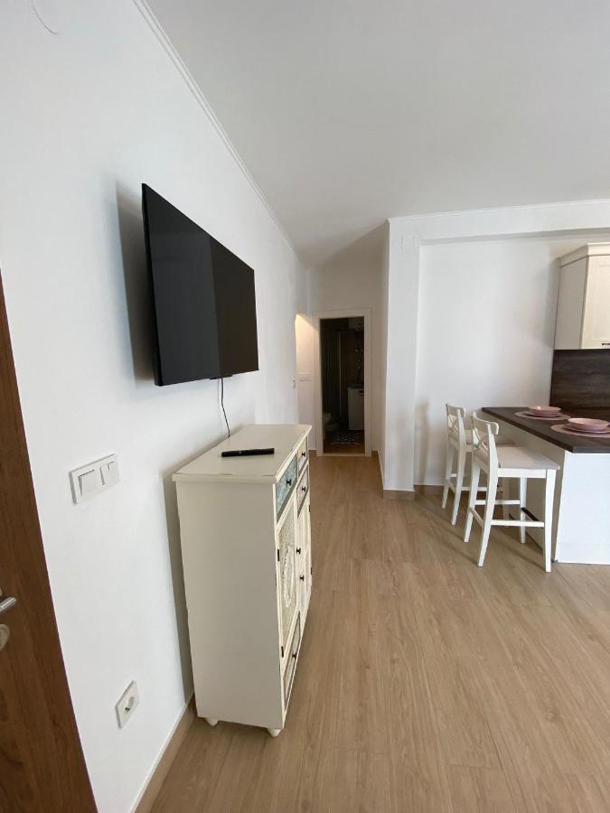 Apartmani Cvita Neviđane エクステリア 写真